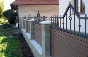 Garduri şi balustrade